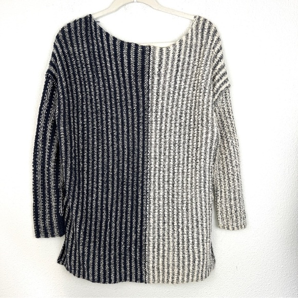 Free People Contrast Colorblock Textured Slouch Sweater Top Pullover Small - Picture 5 of 7